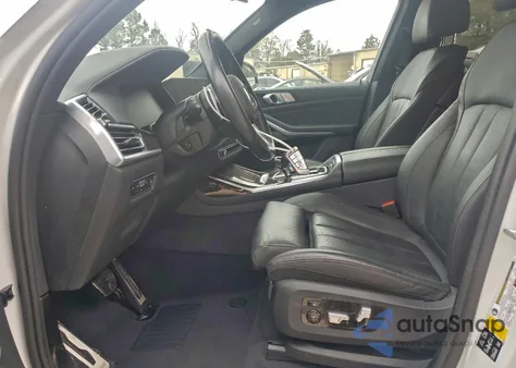 2021 BMW X7 xDrive40I z USA, uszkodzony, nr VIN 5UXCW2C04M9F87244